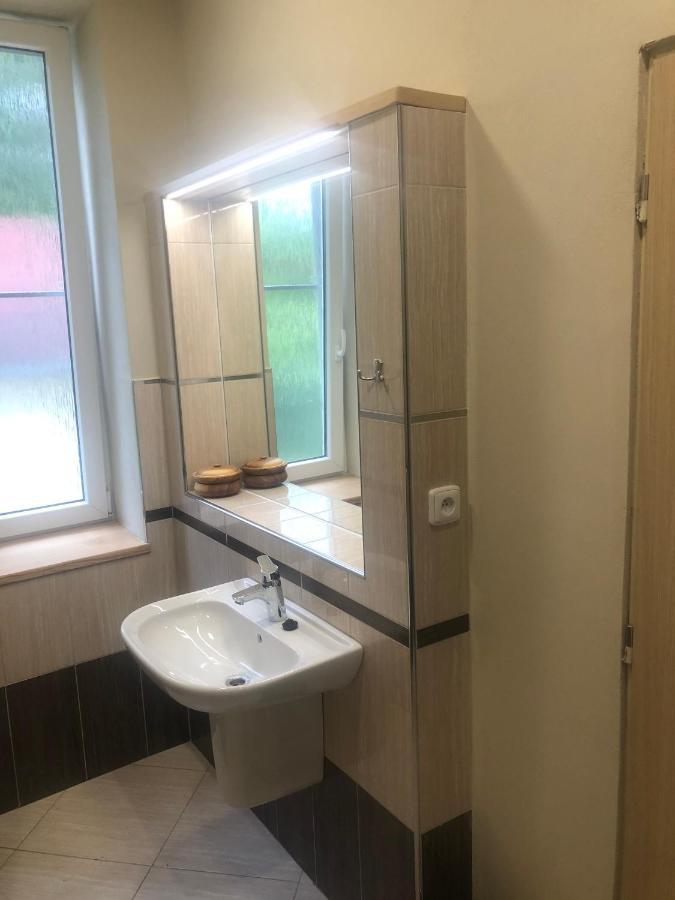 DNM Inn Korycany Bagian luar foto