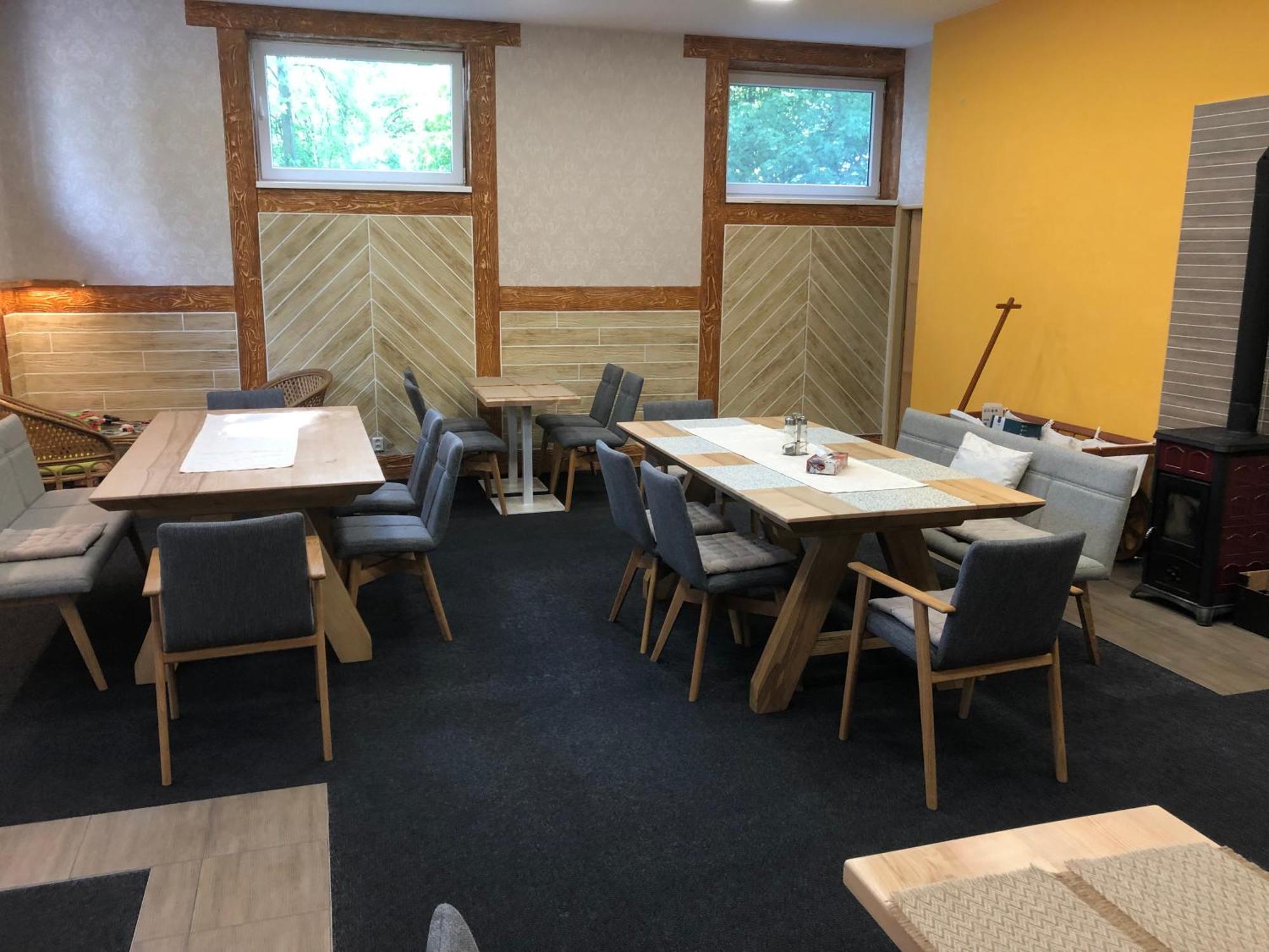 DNM Inn Korycany Bagian luar foto