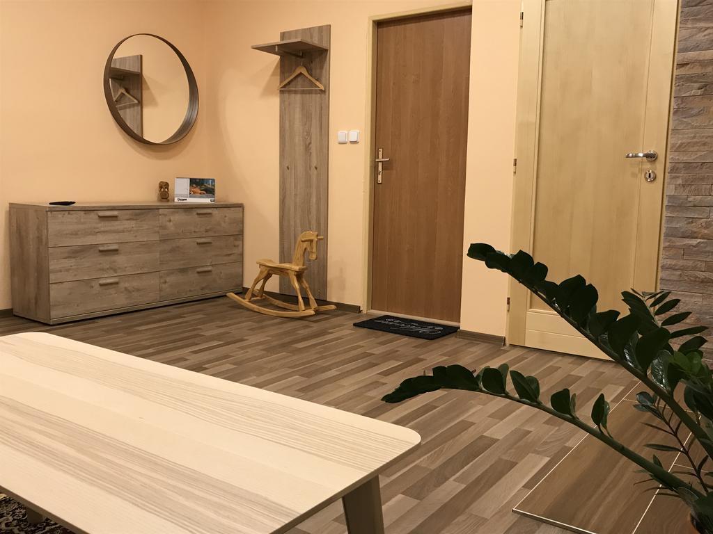 DNM Inn Korycany Bagian luar foto