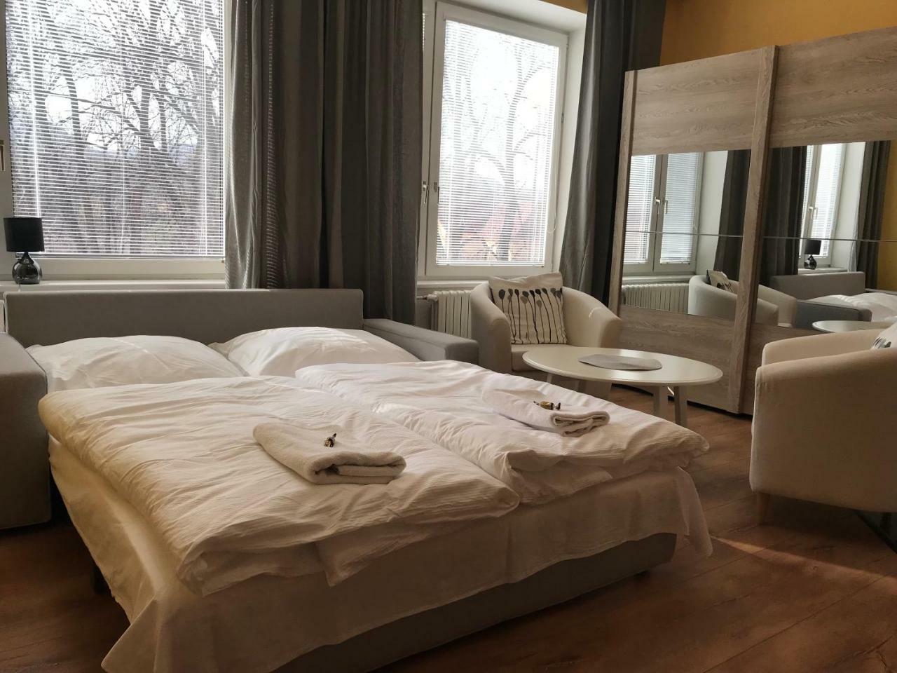 DNM Inn Korycany Bagian luar foto